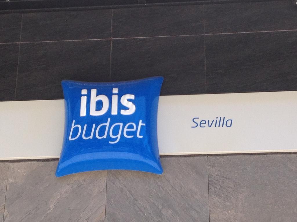 Ibis Budget Sevilla Aeropuerto Dış mekan fotoğraf